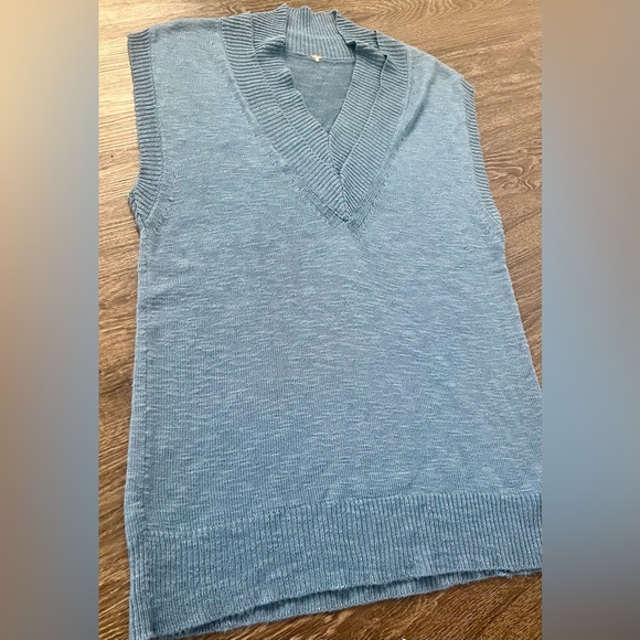 FREE PEOPLE Sweater Vest - Picture 3 of 9
